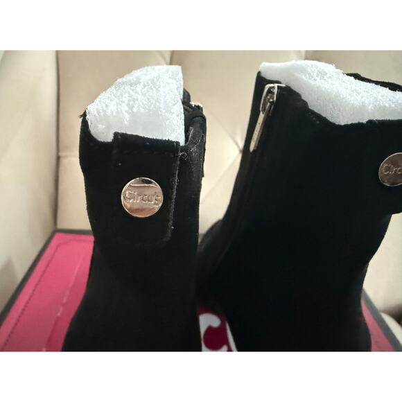 Circus by Sam Edelman Black Pointed Faux Suede Bootie - Picture 4 of 7